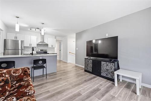 306 Martin Ave, Winnipeg, MB 