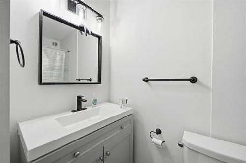 306 Martin Ave, Winnipeg, MB 