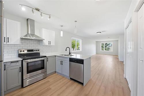 306 Martin Ave, Winnipeg, MB 