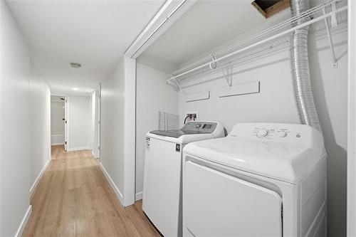 306 Martin Ave, Winnipeg, MB 