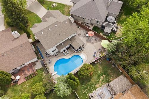 206 Foxmeadow Dr, Winnipeg, MB 