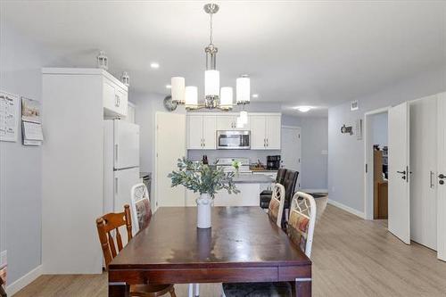 77 Amberfield Dr, Mitchell, MB 