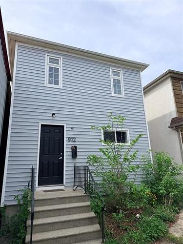 912 William Ave, Winnipeg, MB 