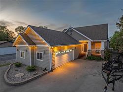 152 Grand CIR Petersfield, MB R0C 2L0