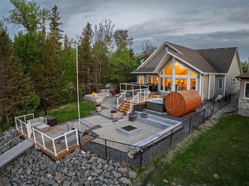 152 Grand Cir, Petersfield, MB 