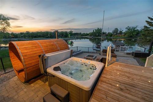 152 Grand Cir, Petersfield, MB 