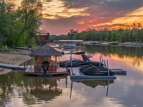 152 Grand Cir, Petersfield, MB 