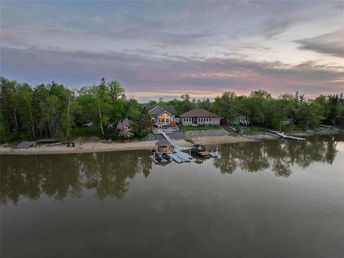 152 Grand Cir, Petersfield, MB 
