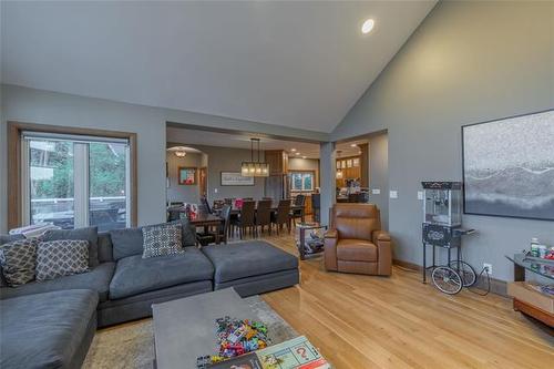 152 Grand Cir, Petersfield, MB 