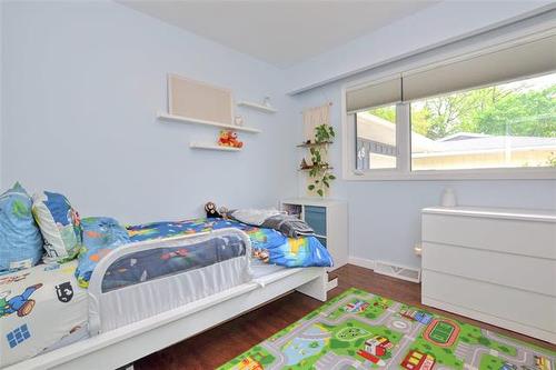 48 Henday Bay, Winnipeg, MB 