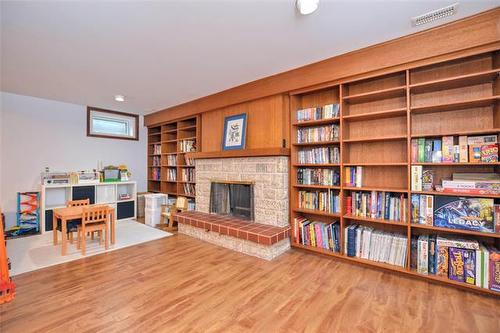 48 Henday Bay, Winnipeg, MB 