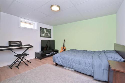 48 Henday Bay, Winnipeg, MB 