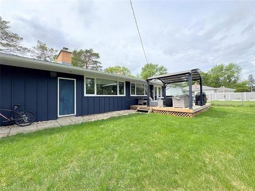 48 Henday Bay, Winnipeg, MB 