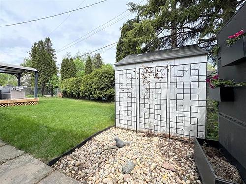 48 Henday Bay, Winnipeg, MB 