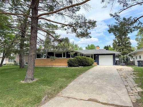 48 Henday Bay, Winnipeg, MB 