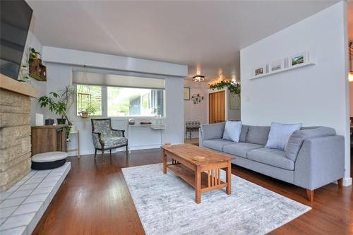 48 Henday Bay, Winnipeg, MB 