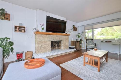 48 Henday Bay, Winnipeg, MB 