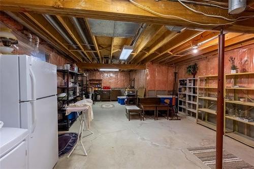 2 Furness Bay, Winnipeg, MB 