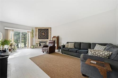 14 Seabrook Cove, Winnipeg, MB 