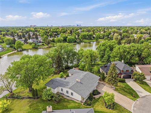 14 Seabrook Cove, Winnipeg, MB 