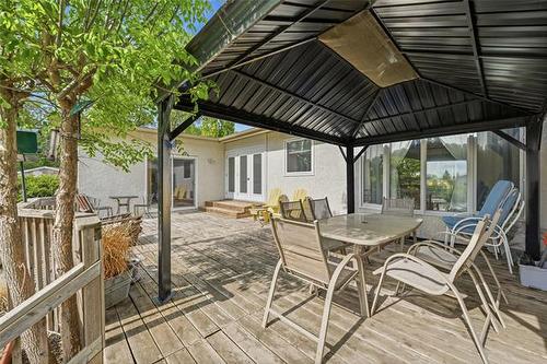 14 Seabrook Cove, Winnipeg, MB 