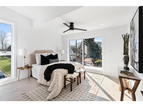 2041 Seneca Street, Windsor, ON - Indoor Photo Showing Bedroom