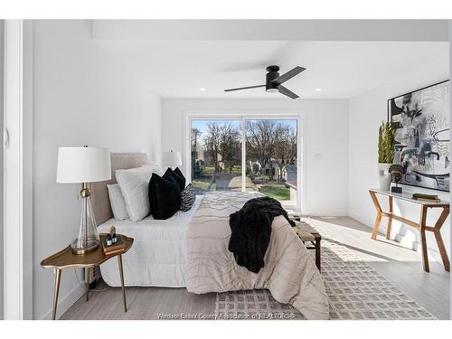 2041 Seneca Street, Windsor, ON - Indoor Photo Showing Bedroom