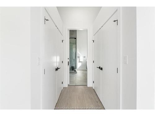2041 Seneca Street, Windsor, ON - Indoor Photo Showing Other Room