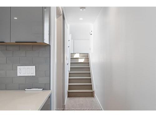 2041 Seneca Street, Windsor, ON - Indoor Photo Showing Other Room