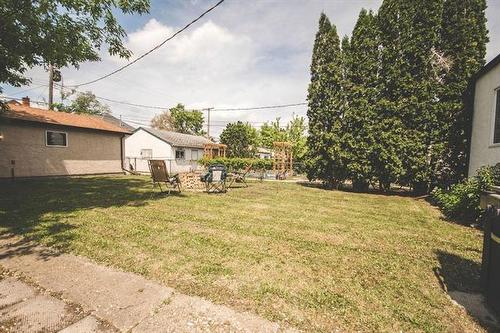 616 Minto St, Winnipeg, MB 