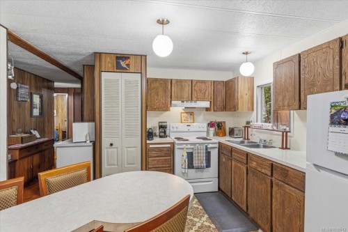 4751 Yellow Point Rd, Nanaimo, BC 