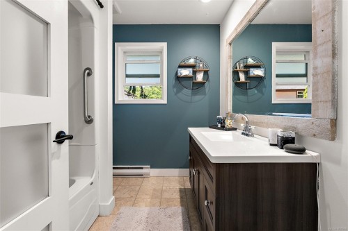 2375 Damascus Rd, Shawnigan Lake, BC 