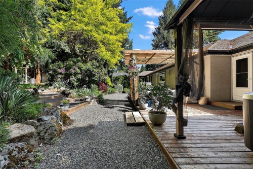 2375 Damascus Rd, Shawnigan Lake, BC 