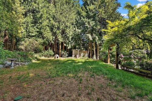 2375 Damascus Rd, Shawnigan Lake, BC 