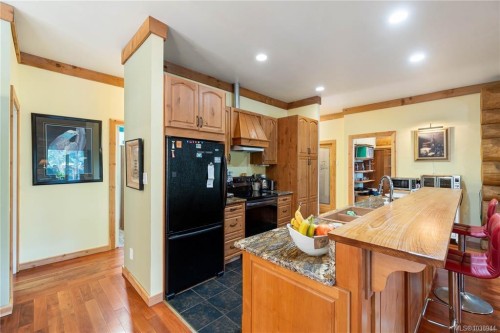1813 Rugg Rd, Nanaimo, BC 