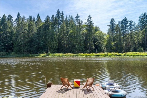 1813 Rugg Rd, Nanaimo, BC 