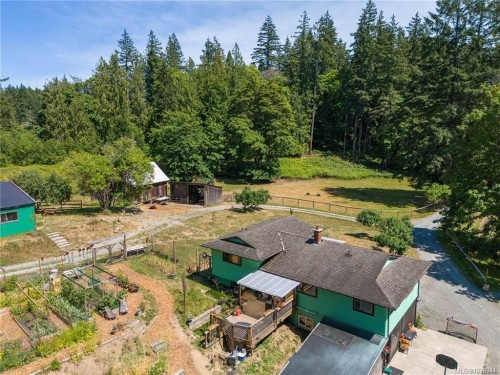 1813 Rugg Rd, Nanaimo, BC 