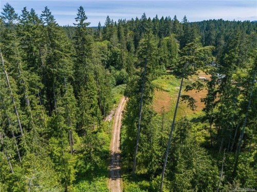 1813 Rugg Rd, Nanaimo, BC 