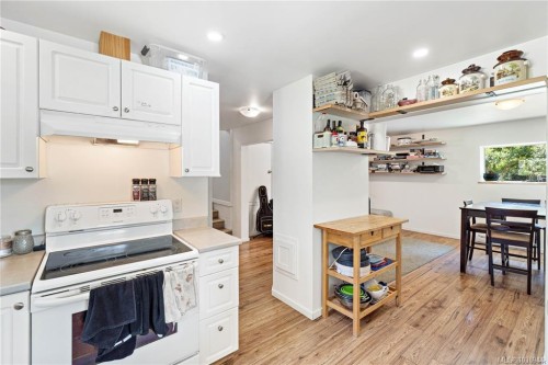 1813 Rugg Rd, Nanaimo, BC 
