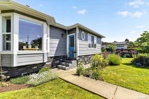 4907 Morton St, Port Alberni, BC 