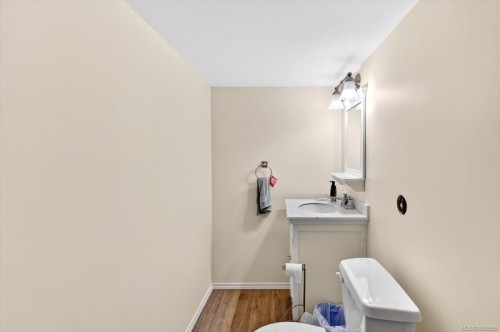 4907 Morton St, Port Alberni, BC 