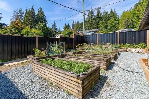 2817 Crozier Rd, Chemainus, BC 