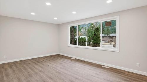 1297 Thompson Drive, Clearwater, BC 