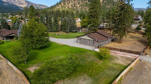 602 Johnson Crescent, Oliver, BC 