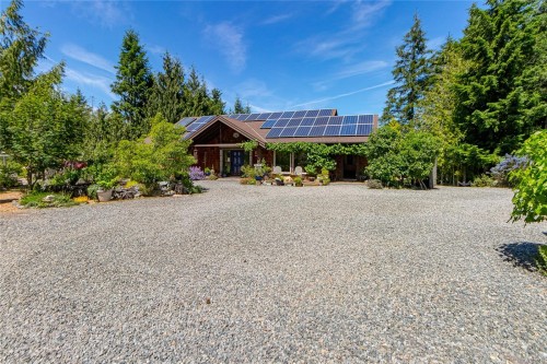 1860 Ashling Rd, Qualicum Beach, BC 