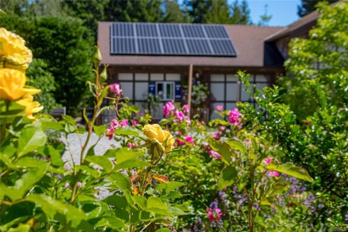 1860 Ashling Rd, Qualicum Beach, BC 