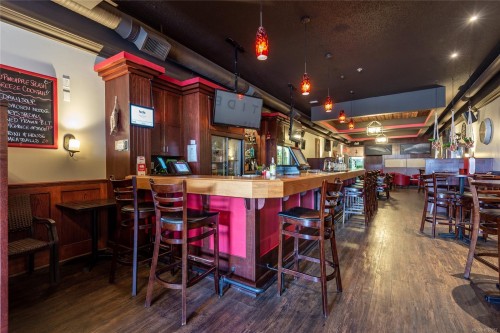 #A&B-268 5Th St, Courtenay, BC 