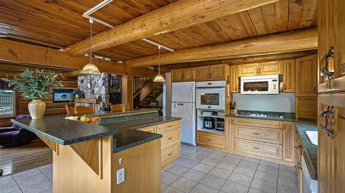 4122 Wildwood Road, Williams Lake, BC 