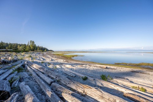 9046 Clarkson Ave, Black Creek, BC 