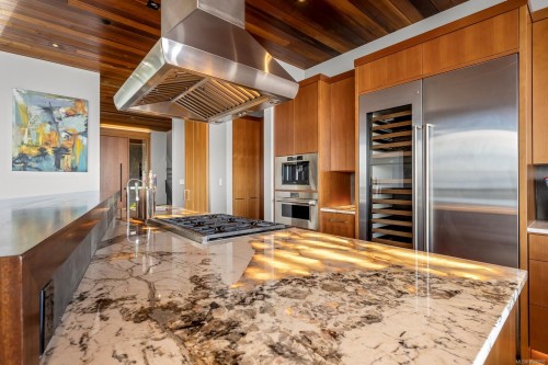9046 Clarkson Ave, Black Creek, BC 